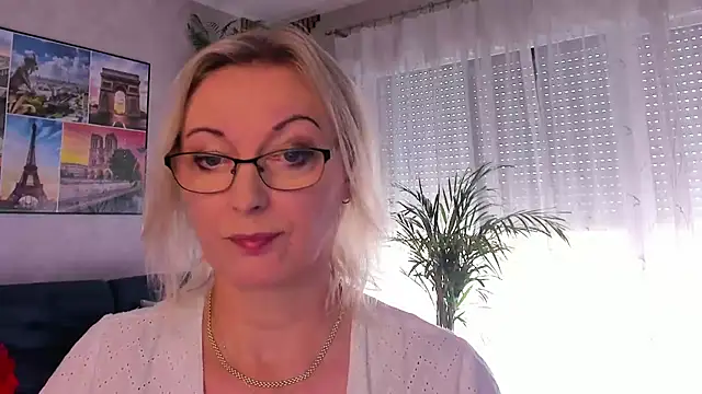 vanessa chat online show from July 22, 1:34 pm