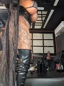 DarkDea online show from June 16, 1:23 pm