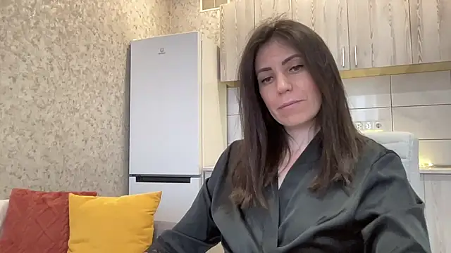 HotyWinter online show from May 30, 5:38 am