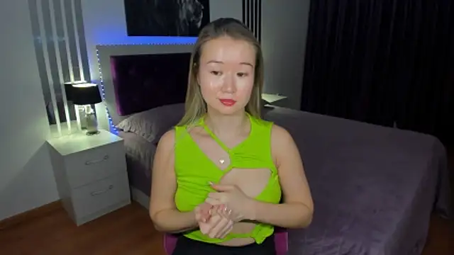 PollyOcean online show from December 3, 11:01 am