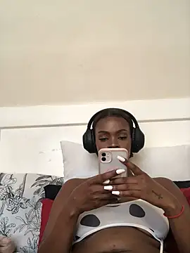 LuciousLips96 online show from January 10, 10:42 am