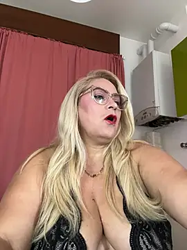 x elena x online show from July 28, 8:45 am