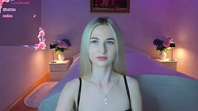 AnnaCarrera online show from June 10, 8:40 pm