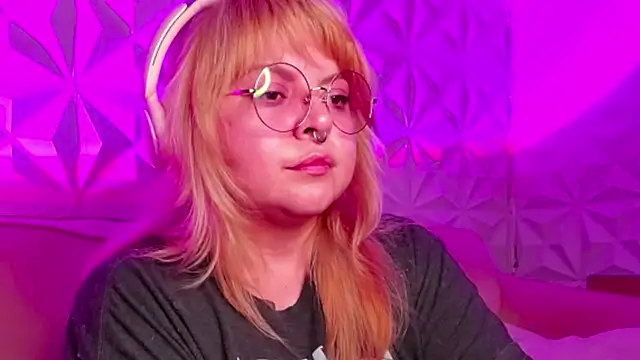 Satyn doll online show from October 4, 2:39 am