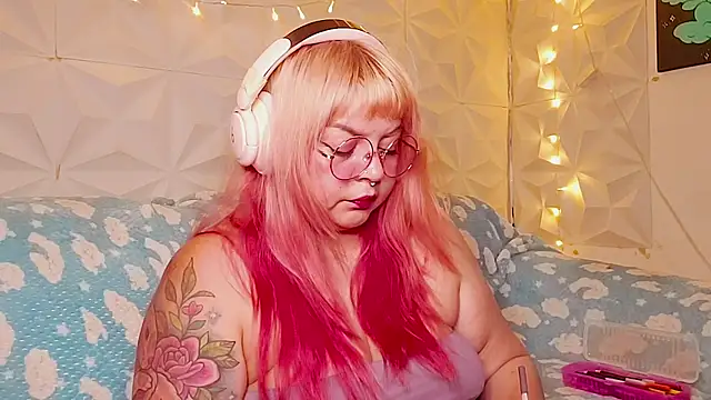 Satyn doll online show from June 30, 1:05 am