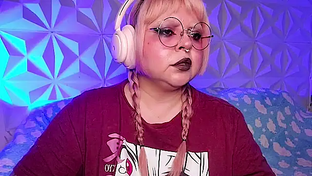 Satyn doll online show from May 1, 11:41 pm