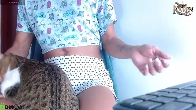 karen sofia  online show from December 23, 4:05 am