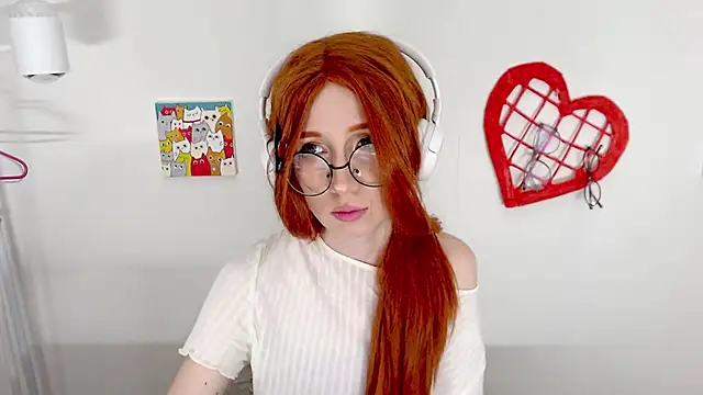  Hanna Moon  online show from June 19, 1:36 pm