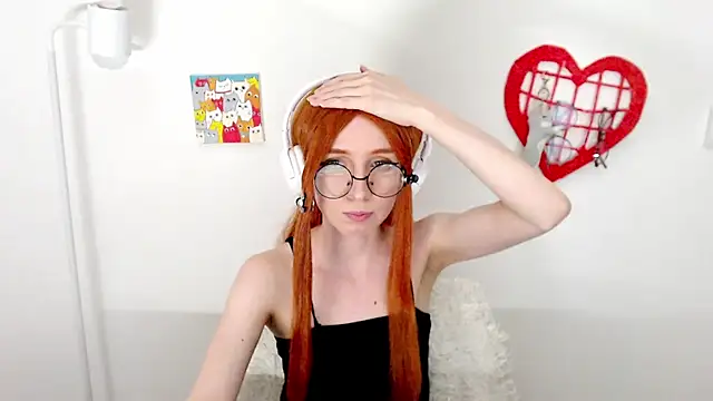  Hanna Moon  online show from July 13, 1:56 pm