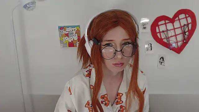  Hanna Moon  online show from June 11, 12:13 pm