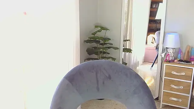 little susie online show from May 21, 8:34 am