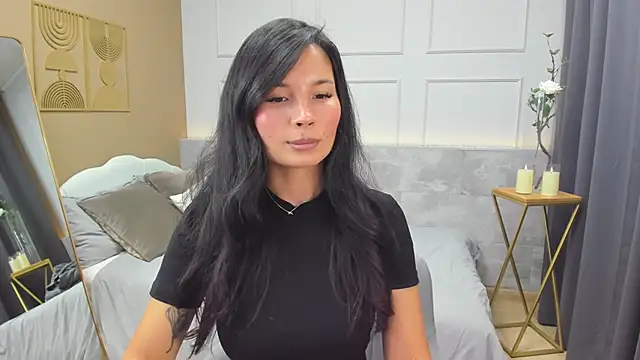 ErikaSoft online show from November 29, 5:44 am