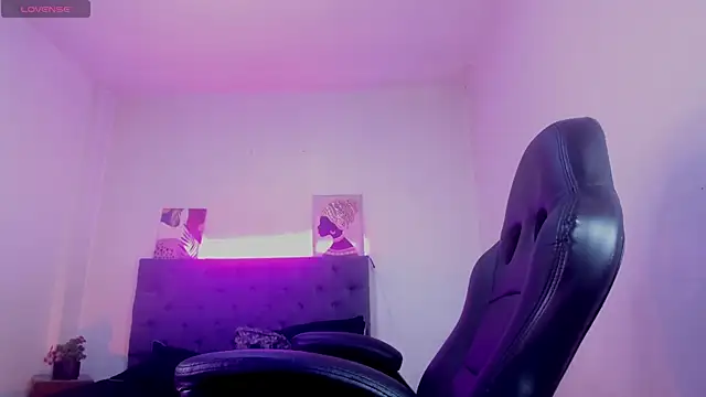 Ellie Alves online show from November 22, 2:53 pm