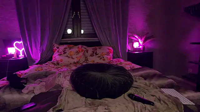 Viktoria Marie online show from November 10, 8:04 pm