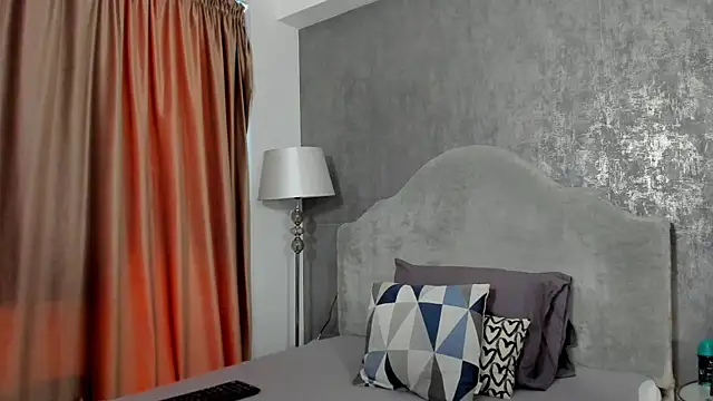 LisaCroft online show from February 19, 8:14 am