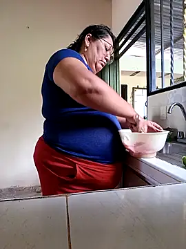 Brenda Berck  online show from December 17, 5:39 pm