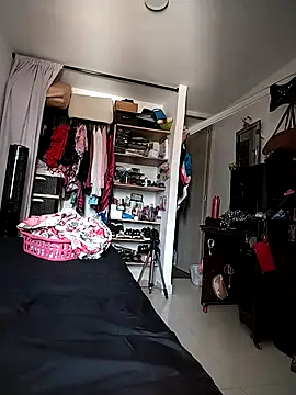 Brenda Berck  online show from March 12, 2:42 pm