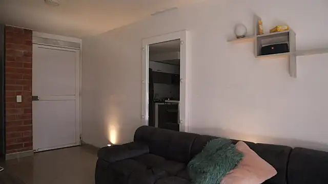  Vahos  online show from September 30, 5:18 pm