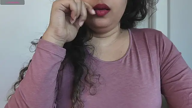  neesha 414  online show from June 27, 1:39 am