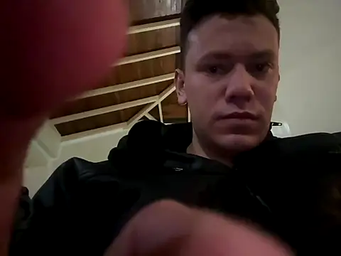 Snapshot of simon_and_david chatting on October 6, 3:34 am simon and david online show from October 6, 3:34 am