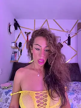 YOURSDEBORA online show from June 21, 8:13 pm