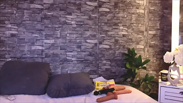 JennyPisik online show from November 25, 12:51 pm