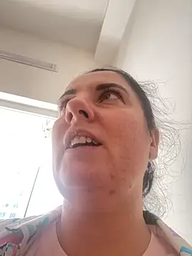 alisiaparril online show from November 13, 5:17 am