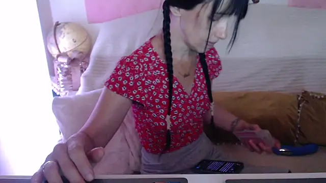 -carla- online show from August 1, 5:20 am