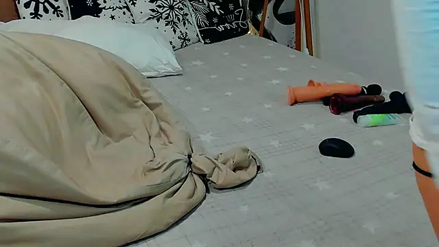 AlmaFancy online show from December 23, 7:12 am