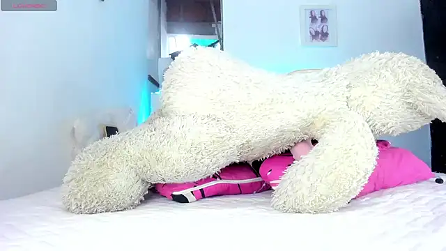 briitany hot online show from November 28, 5:49 pm