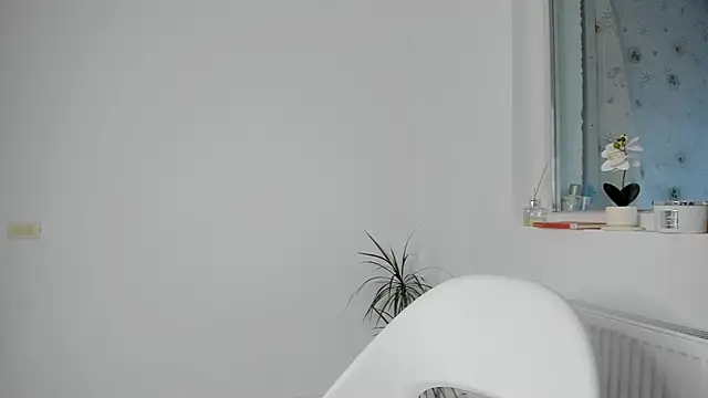 DiamondKay online show from November 27, 10:07 am