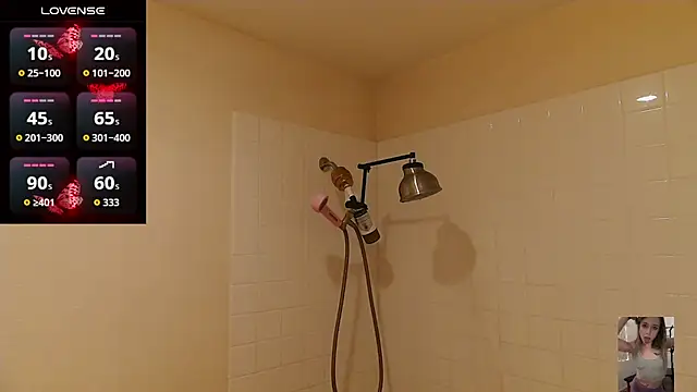 Blondiewithanass online show from February 28, 10:58 am