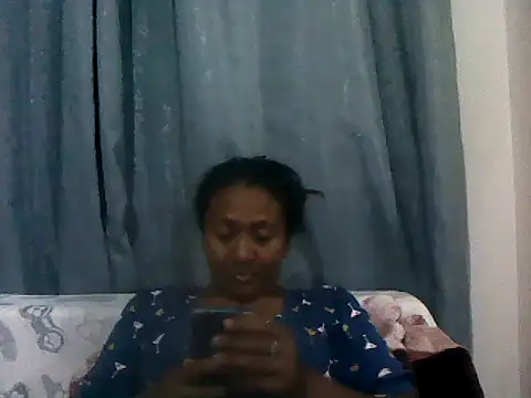 Snapshot of sexyladii chatting on October 14, 6:32 pm sexyladii online show from October 14, 6:32 pm