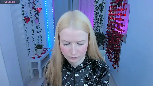 Laly Peach online show from February 25, 11:31 am