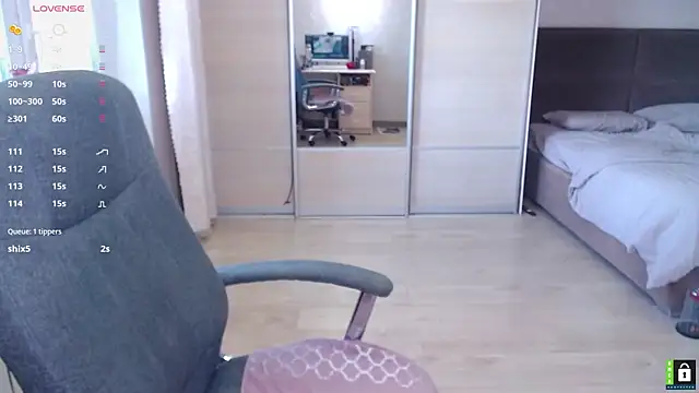 Lana  Nova online show from October 11, 6:51 am