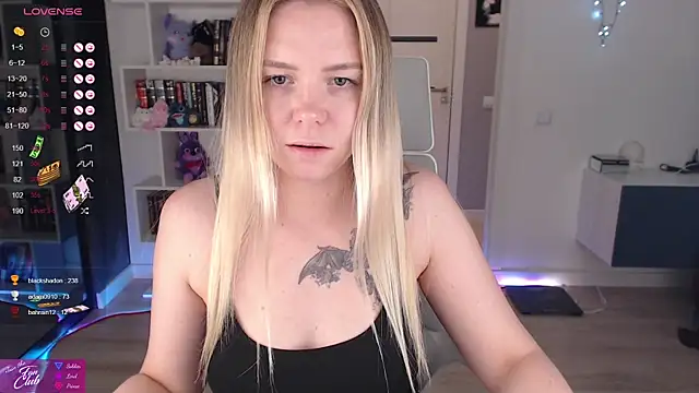 Snapshot of Emma_Bryan chatting on September 26, 12:08 am Emma Bryan online show from September 26, 12:08 am