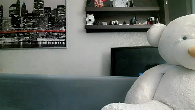 stormylana online show from July 5, 7:14 am