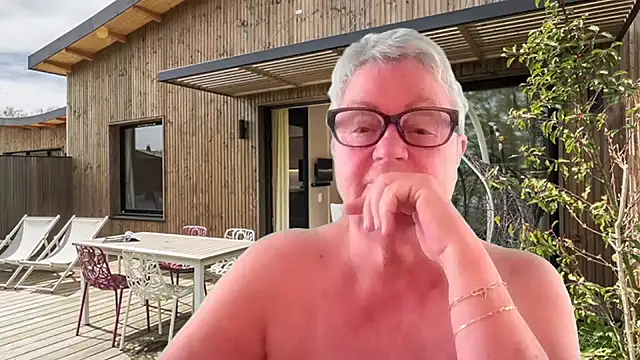 GrannyChrissy68 online show from July 23, 1:08 pm