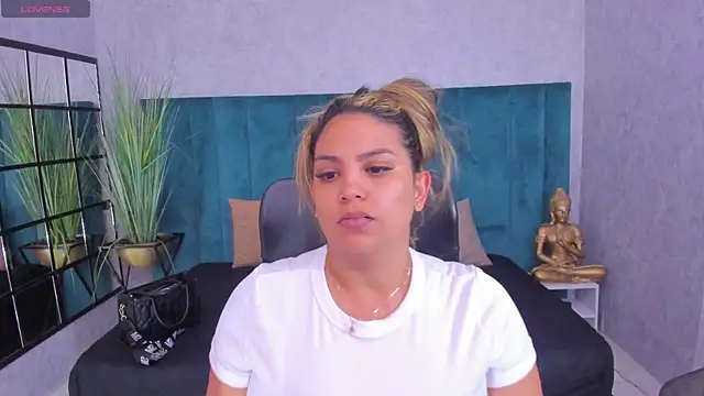 sweetfabianaxl online show from June 30, 7:57 pm