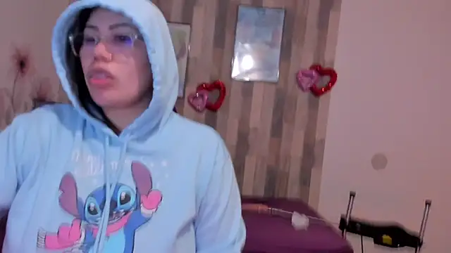 Bigt3ti online show from October 31, 7:45 am