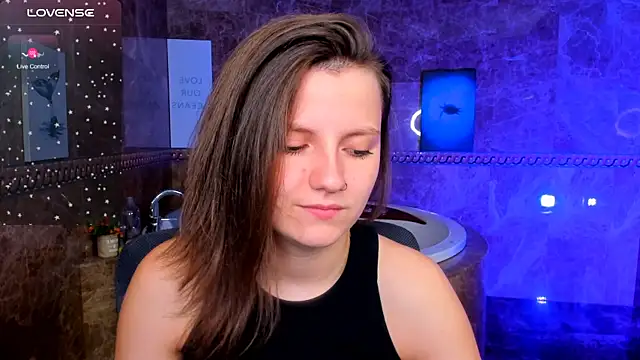 MelindaTin online show from June 22, 1:54 am