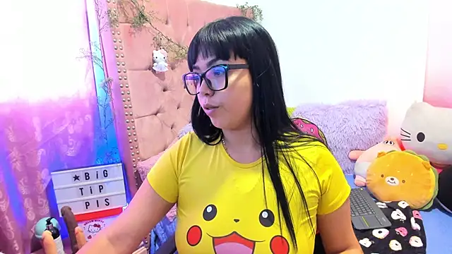 LillyCandy online show from July 14, 5:50 pm