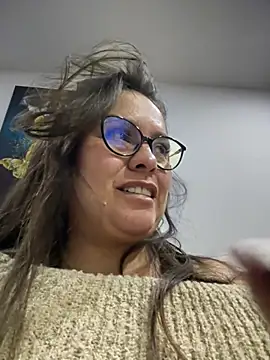 Ixchel Anaid online show from June 20, 5:11 am