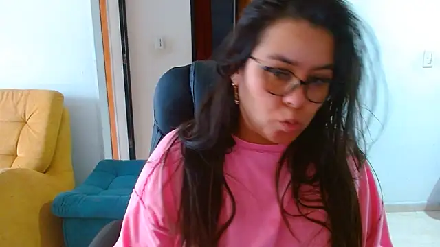 Ixchel Anaid online show from June 27, 2:34 pm