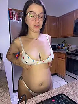 joeystaciee online show from July 24, 4:27 pm