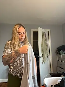 jaseyrae online show from July 25, 4:14 pm