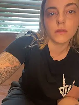 jaseyrae online show from May 23, 1:42 pm
