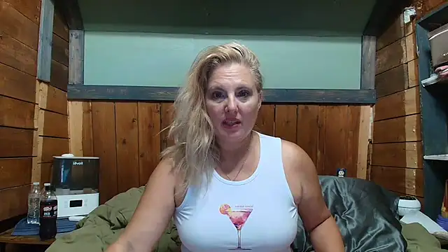 lisaxlovexxx online show from July 21, 1:17 am