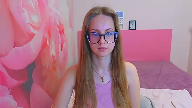 AliceAdams online show from May 6, 6:39 am