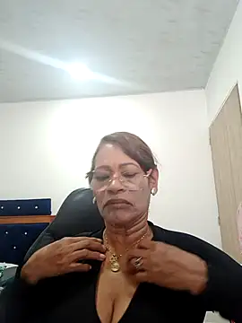 BustyMilf  online show from October 19, 4:20 pm